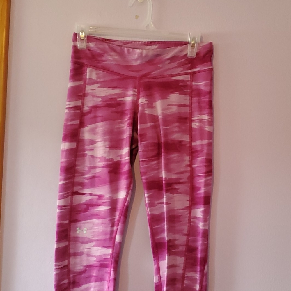 Under Armour pink camo leggings